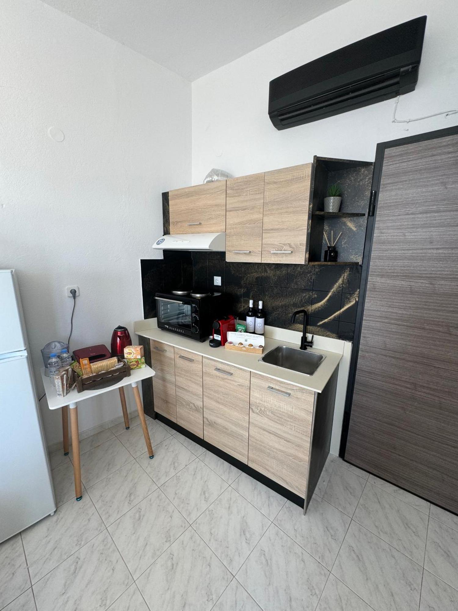 Mirtos4Seasons Apartment Bagian luar foto