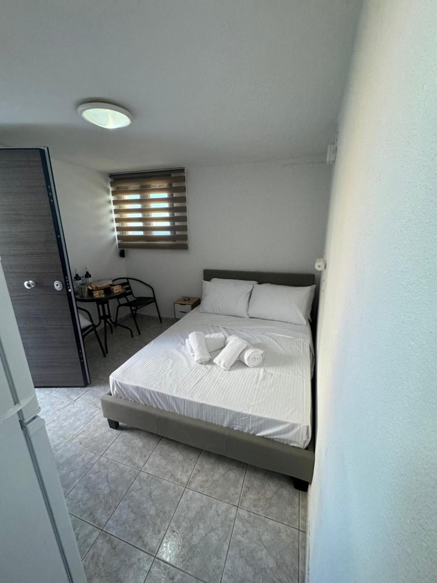 Mirtos4Seasons Apartment Bagian luar foto