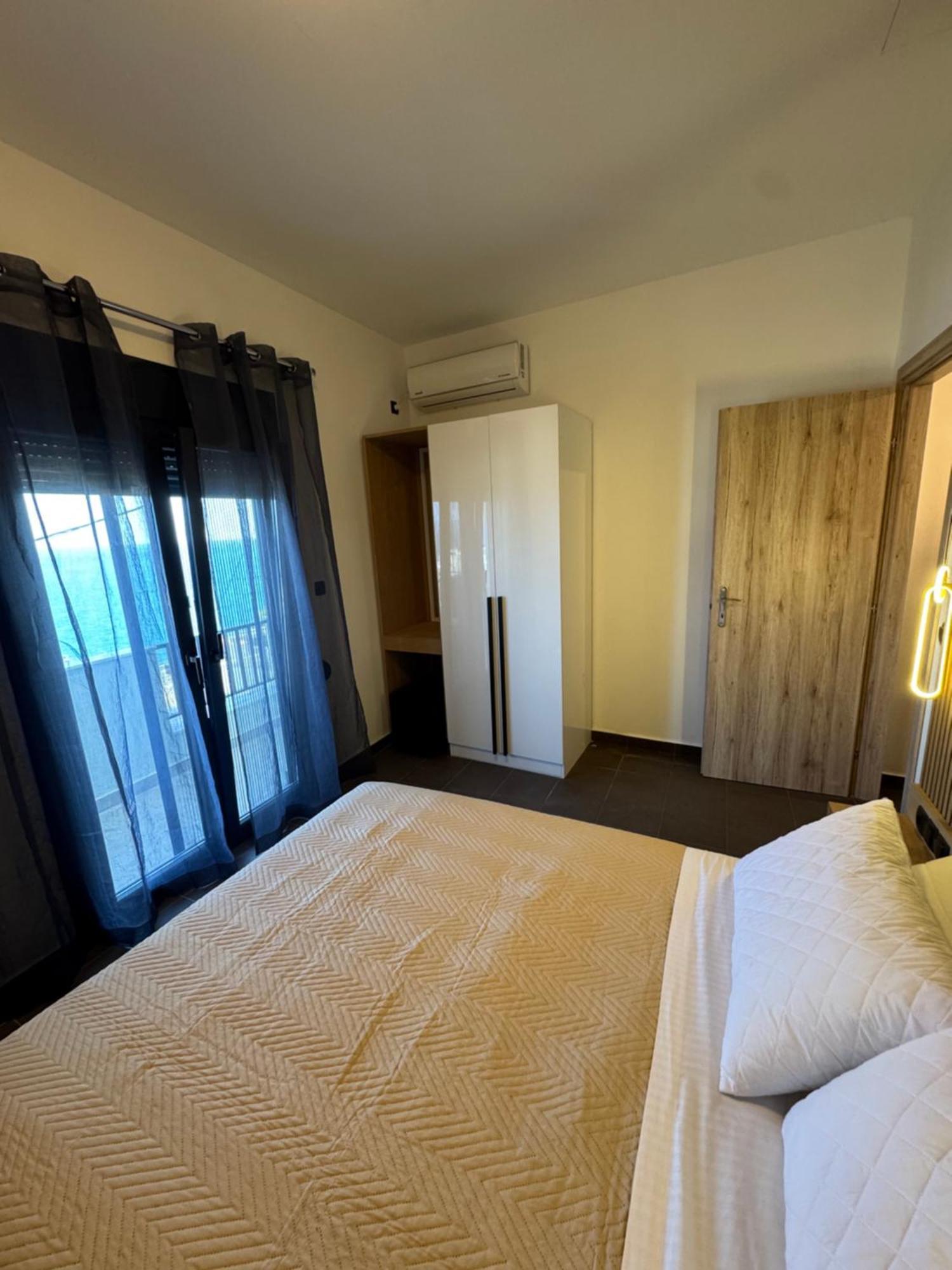 Mirtos4Seasons Apartment Bagian luar foto